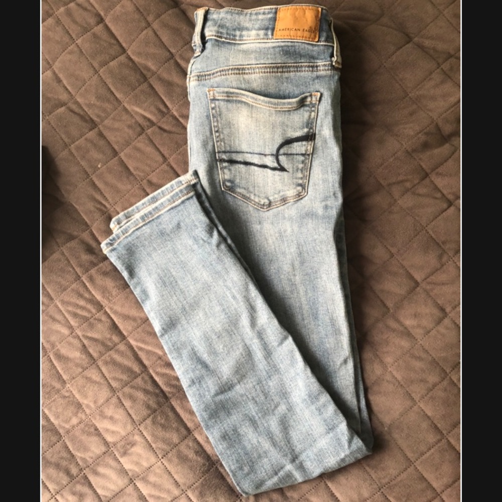 American Eagle Super Stretch Skinny Jeans - size 4